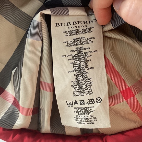 Rare Burberry London Puffer Vest - Picture 7 of 7